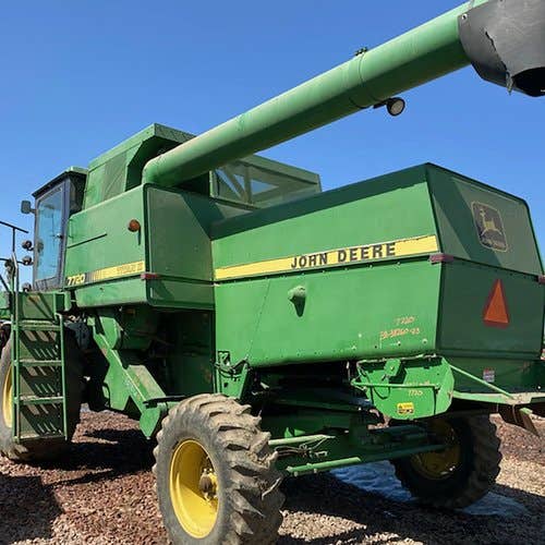 Used John Deere 7720 Combine parts.