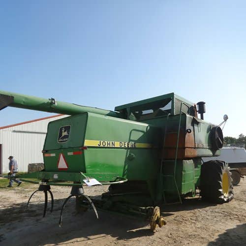 Used John Deere 7720 Combine parts.