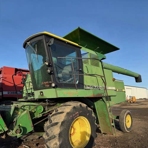 Used John Deere 7720 Combine Parts