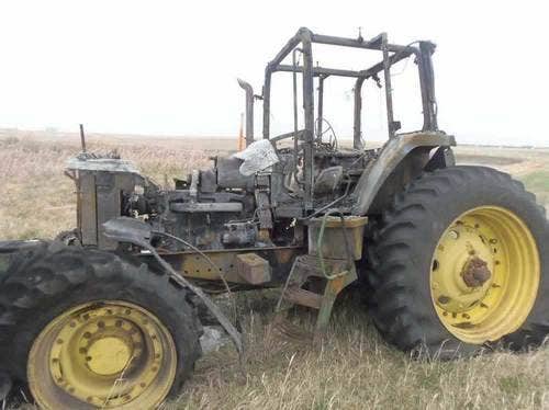 Used John Deere 7800 Tractor parts.