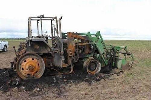 Used John Deere 7800 Tractor parts.
