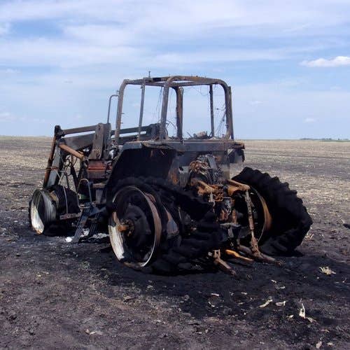 Used John Deere 7810 Tractor parts.