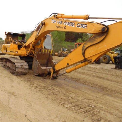 Used John Deere 790D Construction & Industrial parts.