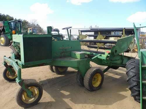 Used John Deere 800 Hay Cutting parts.