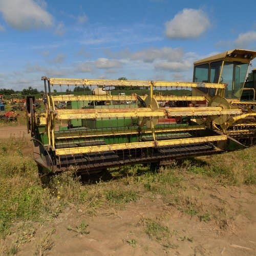 Used John Deere 800 Hay Cutting parts.