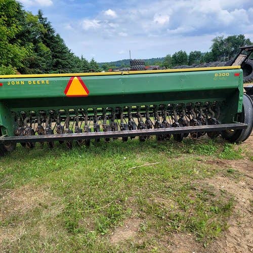 John Deere 8300 Drill for sale in: Downing, WI. 