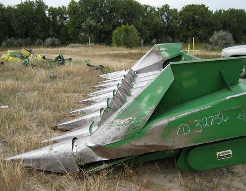 Used John Deere 843 Header parts.