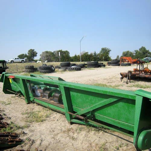 Used John Deere 843 Header parts.