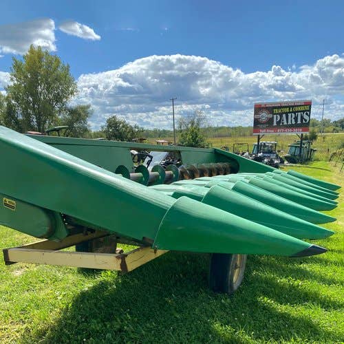 Used John Deere 843 Header parts.