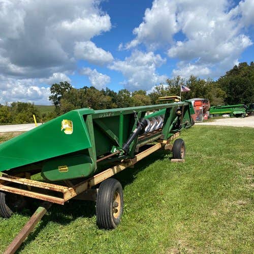 Used John Deere 843 Header parts.
