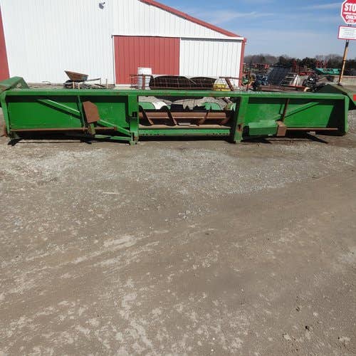Used John Deere 843 Header parts.