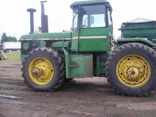Used John Deere 8440 Tractor parts.