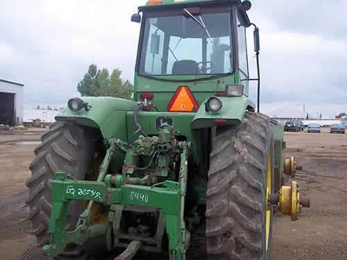 Used John Deere 8440 Tractor parts.