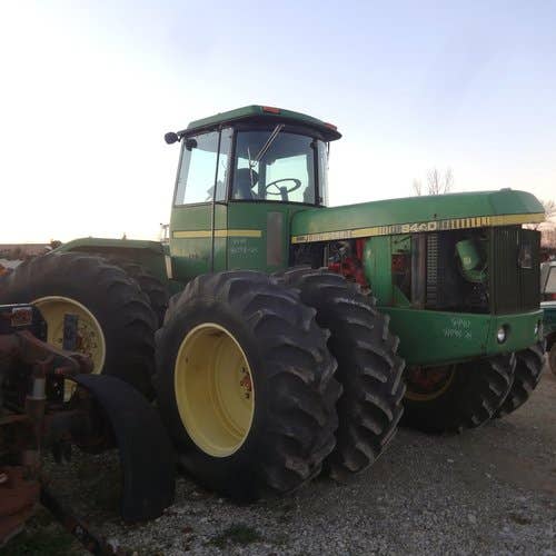 Used John Deere 8440 Tractor parts.