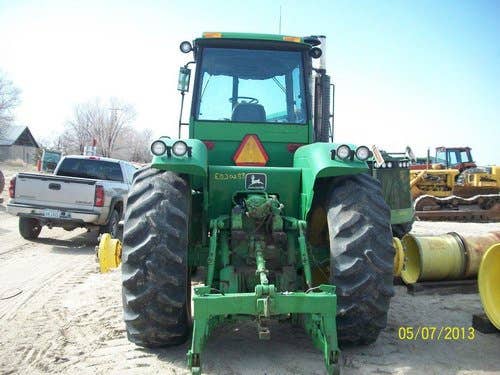 Used John Deere 8450 Tractor parts.