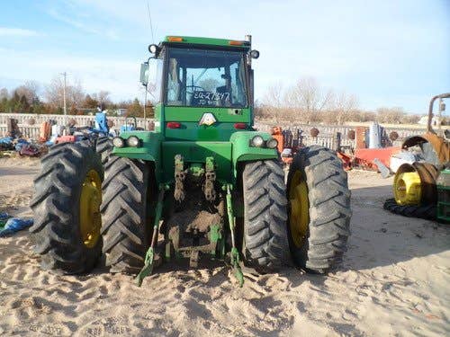 Used John Deere 8450 Tractor parts.