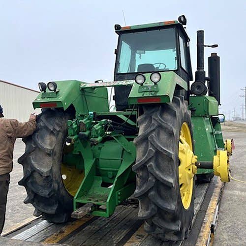 Used John Deere 8570 Tractor parts.