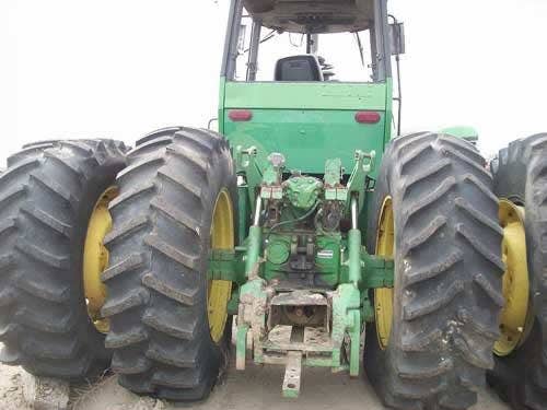 Used John Deere 8640 Tractor parts.
