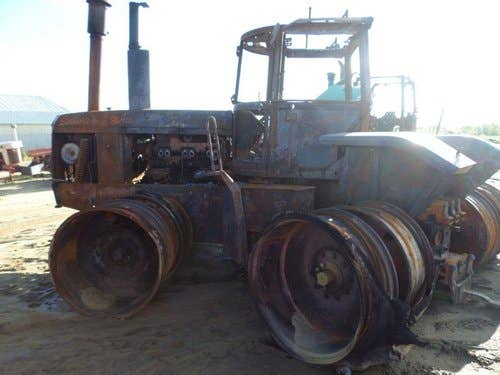 Used John Deere 8640 Tractor parts.