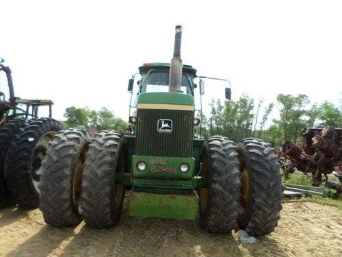 Used John Deere 8640 Tractor parts.