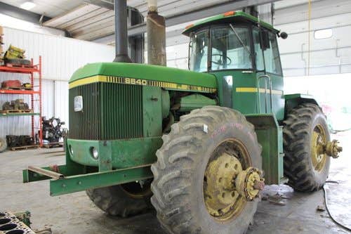 Used John Deere 8640 Tractor parts.
