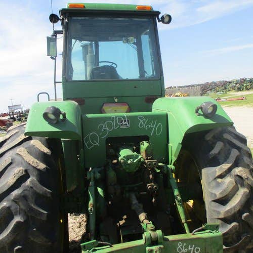 Used John Deere 8640 Tractor parts.