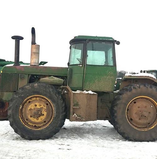 Used John Deere 8640 Tractor parts.