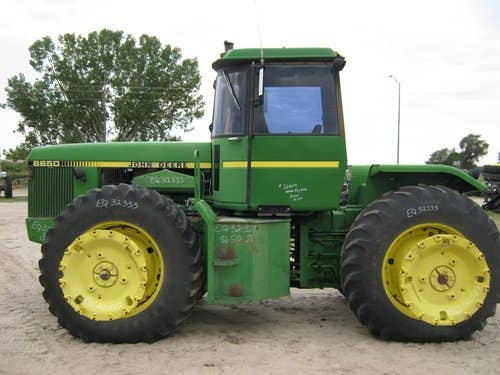 Used John Deere 8650 Tractor parts.