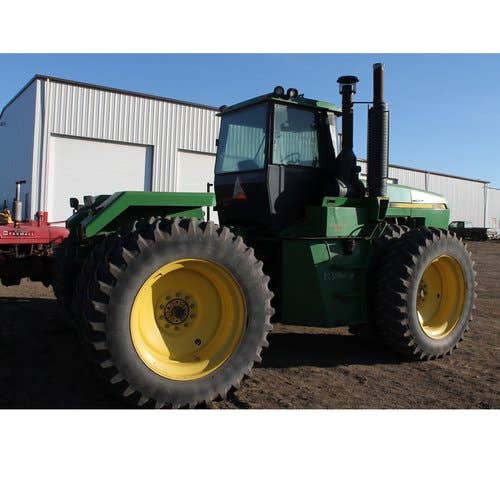 Used John Deere 8760 Tractor parts.