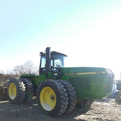 Used John Deere 8760 Tractor parts.