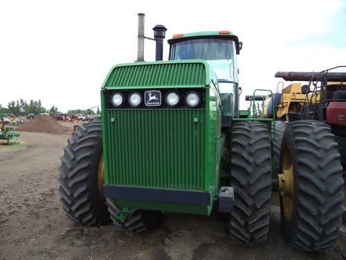 Used John Deere 8770 Tractor parts.