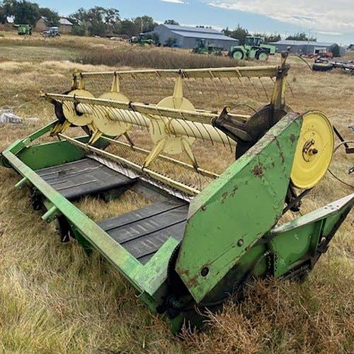 Used John Deere 88 Header parts.