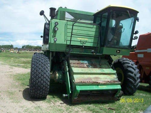 Used John Deere 8820 Combine parts.