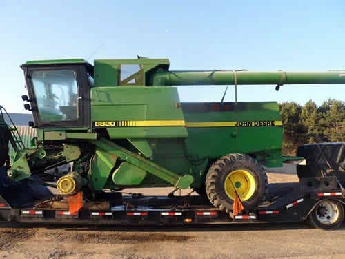 1985 Used John Deere 8820 Combine parts.