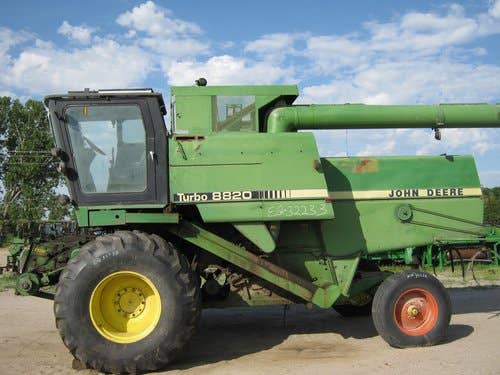 Used John Deere 8820 Combine parts.
