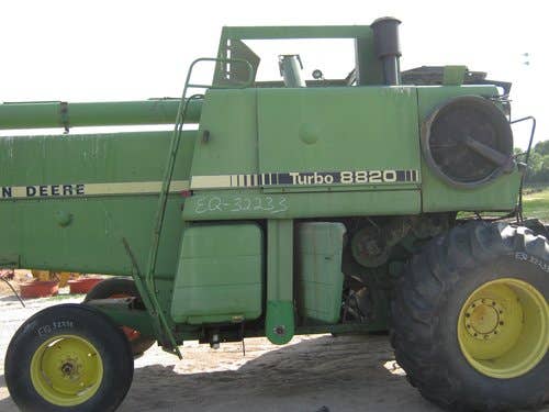 Used John Deere 8820 Combine parts.