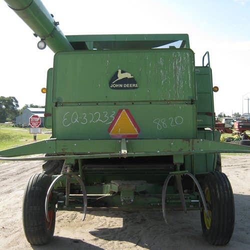 Used John Deere 8820 Combine parts.