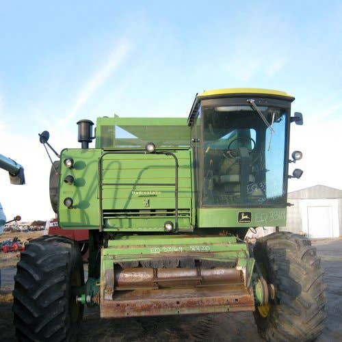 Used John Deere 8820 Combine parts.