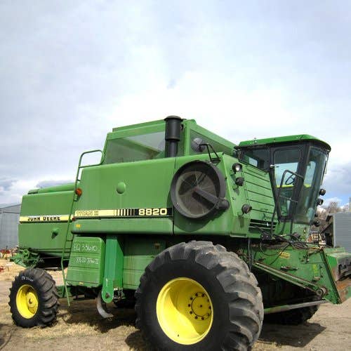 Used John Deere 8820 Combine parts.
