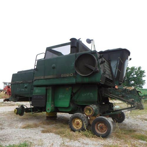 Used John Deere 8820 Combine parts.