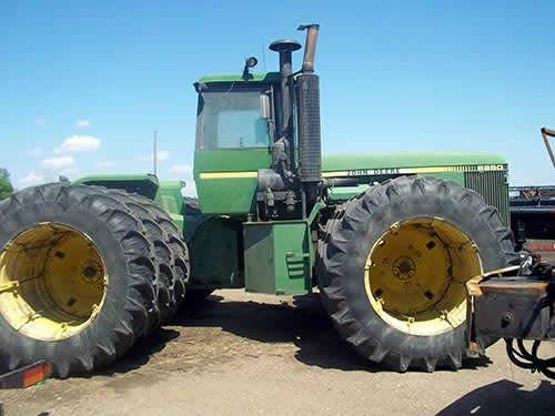 Used John Deere 8850 Tractor parts.