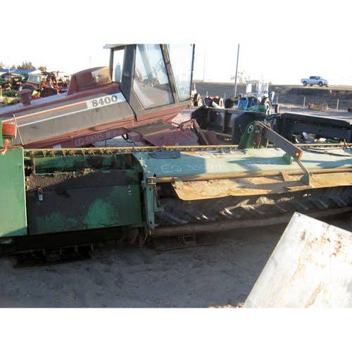 Used John Deere 890 Header parts.