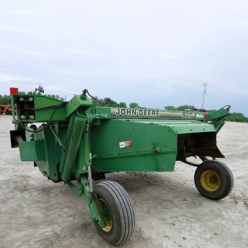Used John Deere 920 Hay Cutting parts.