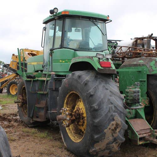 Used John Deere 9200 Tractor parts.