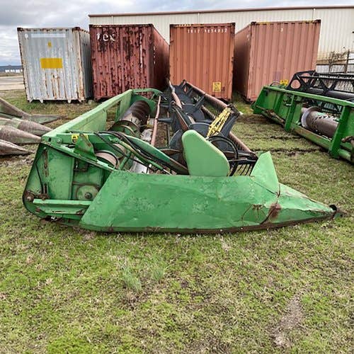 Used John Deere 924 Header parts.