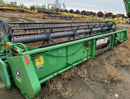 Used John Deere 925 Header parts.