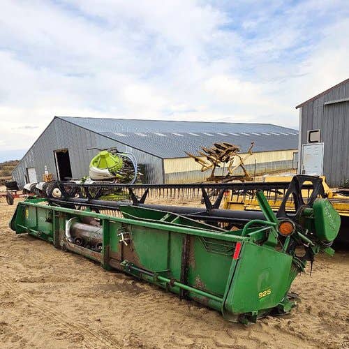 Used John Deere 925 Header parts.