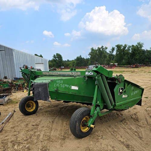 Used John Deere 930 Hay Cutting parts.
