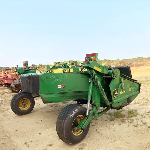 Used John Deere 935 Hay Cutting parts.