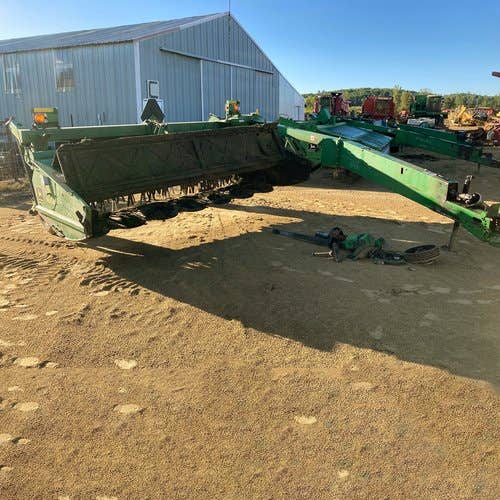 Used John Deere 935 Hay Cutting parts.